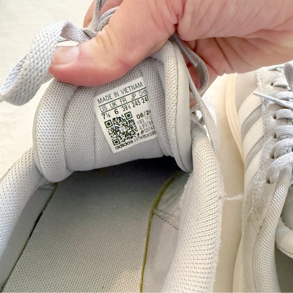 Adidas VL Court Bold Shoes Sz 7.5 / 8 - Picture 6 of 6